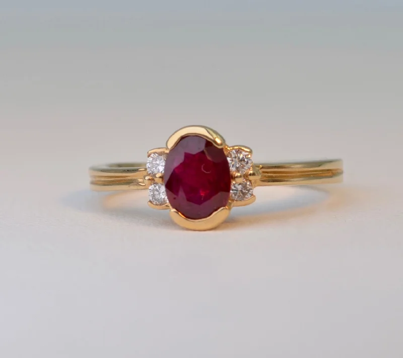 Frosted bead rings-14K yellow gold ring with one center oval Ruby and four side Diamonds