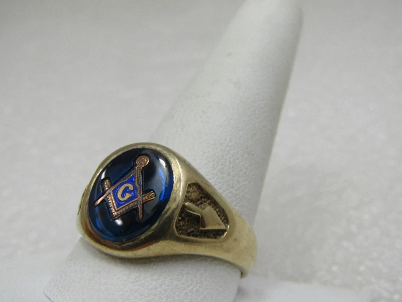 Quirky design rings-Vintage 10kt Masonic Ring, Blue Spinel, Sz. 12.5, Oval, Mid-Century