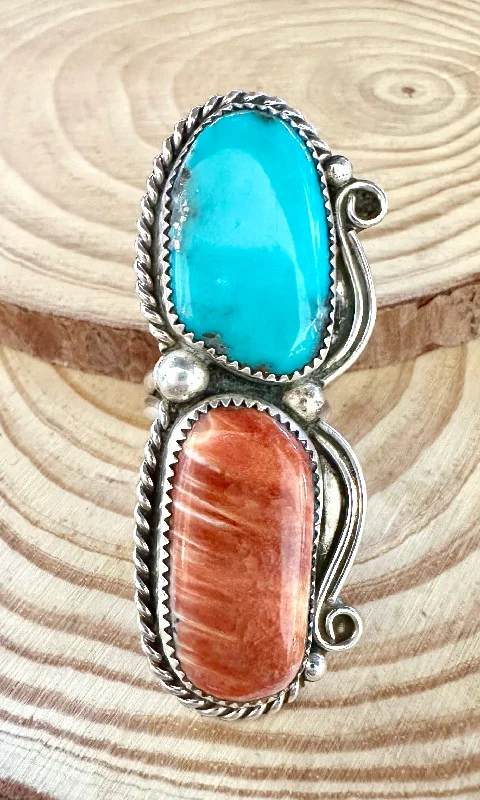 Solid band rings-OPPOSITES ATTRACT Vintage Rose Castillo Ring Sterling Silver, Turquoise, Spiny Oyster • Size 9