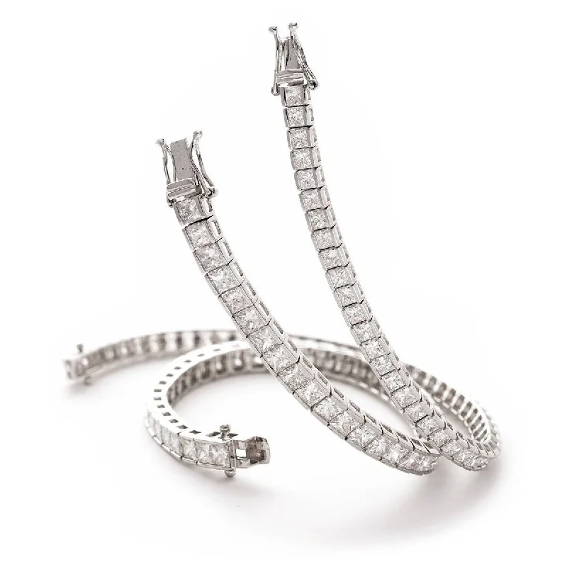 Night charm bangles-Princess Cut Diamond Line Tennis Bracelet in Semi Bezel Setting.