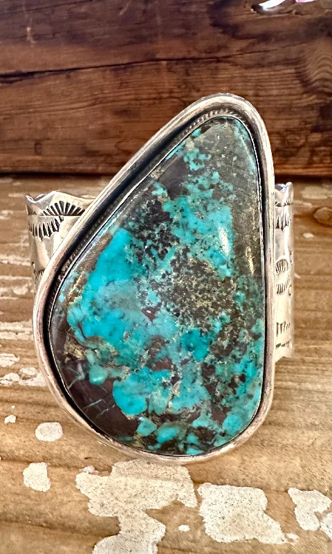 Night gothic rings-CHIMNEY BUTTE Navajo Large Turquoise & Silver Cuff