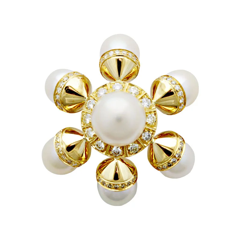 Glossy pearl brooch-Brooch-South Sea Pearl and Diamond