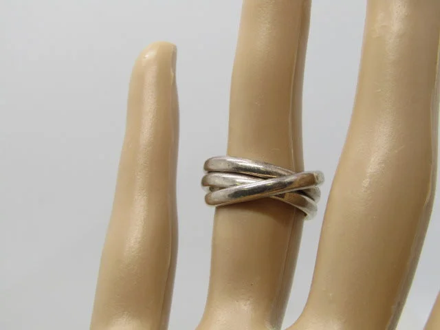 Satin band rings-Vintage Sterling Taxco Trinity Ring, Interlocking, Size 5.75, 7.84 grams. 2.5mm, Mexico