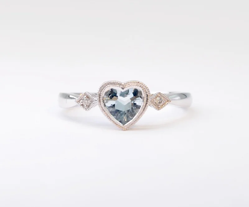 Glossy eternity rings-Heart-shaped Aquamarine with Two Side Diamonds in 14K White Gold