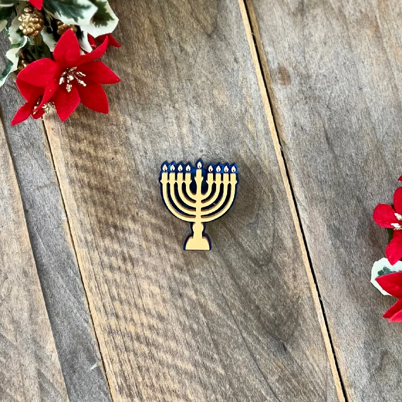 Pure style brooch-Mini Menorah Brooch