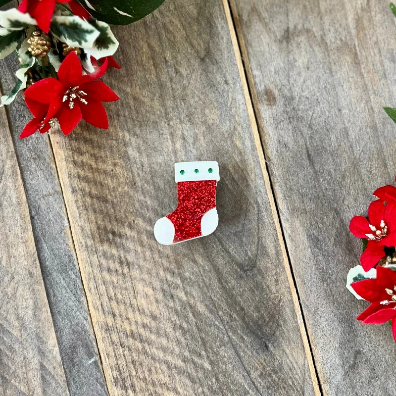 Tide design brooch-Mini Stocking Brooch