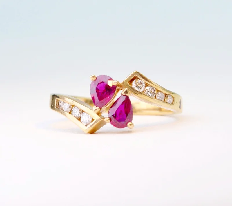 Sculpted cocktail rings-14K yellow gold ring with 2 pear-shaped Rubies and 8 side Diamonds