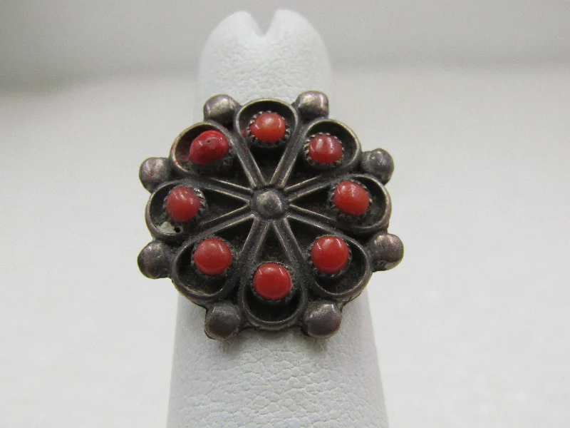 Heavy gem rings-Vintage Sterling Southwestern Snake Eyes Coral Ring, Sz. 4.5