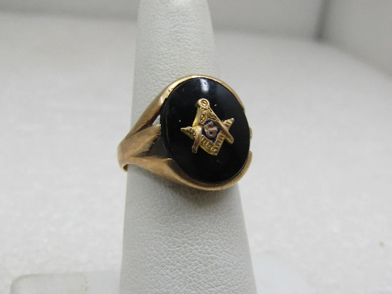 Pure form rings-Vintage 10kt Masonic Onyx Ring, Sz. 6, Oval top