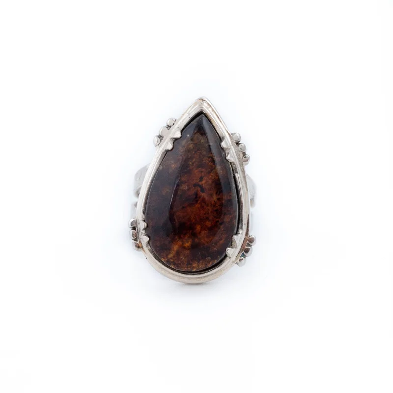 Sleek design rings-Chiapas Amber Teardrop Ring