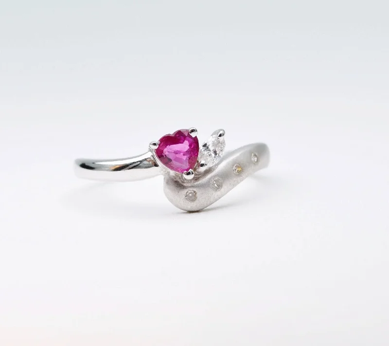 Agate gem rings-18K White Gold ring with one heart-shaped Ruby and Marquise-shaped Diamond