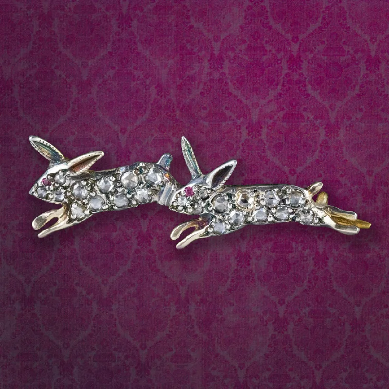 Retro flair brooch-Victorian Style Diamond Hare Brooch 18Ct Gold Silver Pin