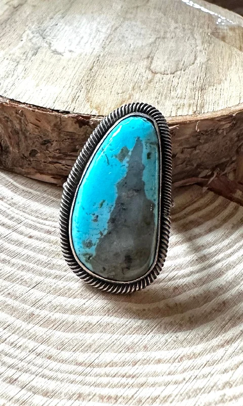 Daisy rings-CHIMNEY BUTTE Navajo Turquoise Bean Ring, size 8 1/4