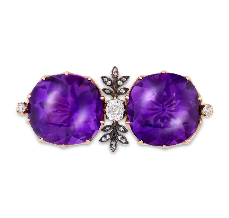 Smooth gem brooch-Fabergé Amethyst Brooch, 56.21 carats