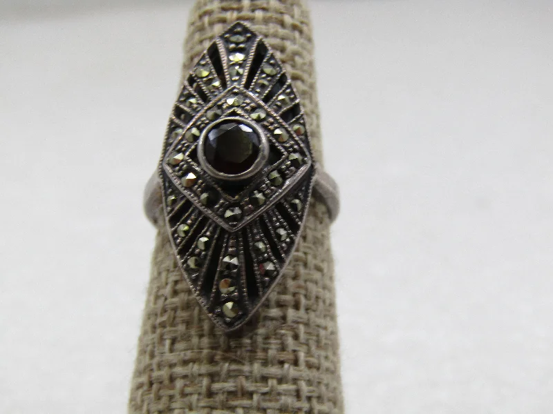 Rose gold rings-Vintage Sterling Garnet Marcasite Ring, Sz 6, Signed