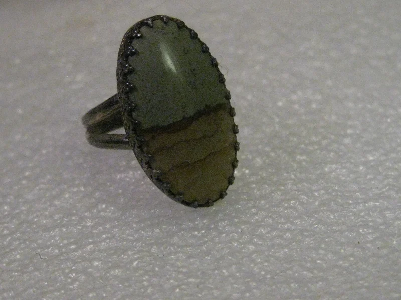 Pinch band rings-Vintage Ring, Sterling Silver Mossy Agate Southwestern Ring, size 9.25