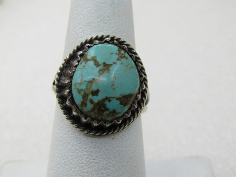 Bold geometric rings-Vintage Sterling Southwestern Turquoise Ring, Sz. 7.5, 5.39 Gr.