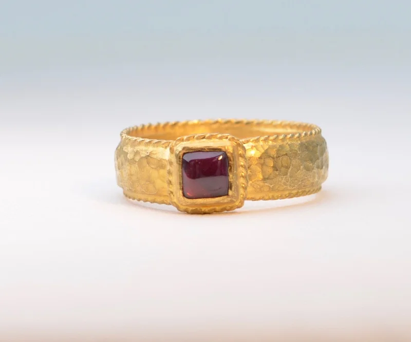 Cord edge rings-Hand-made Garnet Ring in Pure Gold