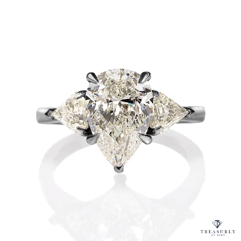 Vintage flair rings-GIA 3.62ct Estate Vintage PEAR Shaped 3 Stone Diamond Engagement Platinum Ring