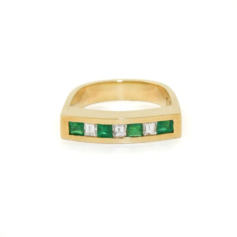 Onyx inlay rings-18k Gold x 0.28ct Emerald & Diamond Square-Edge Channel Septet